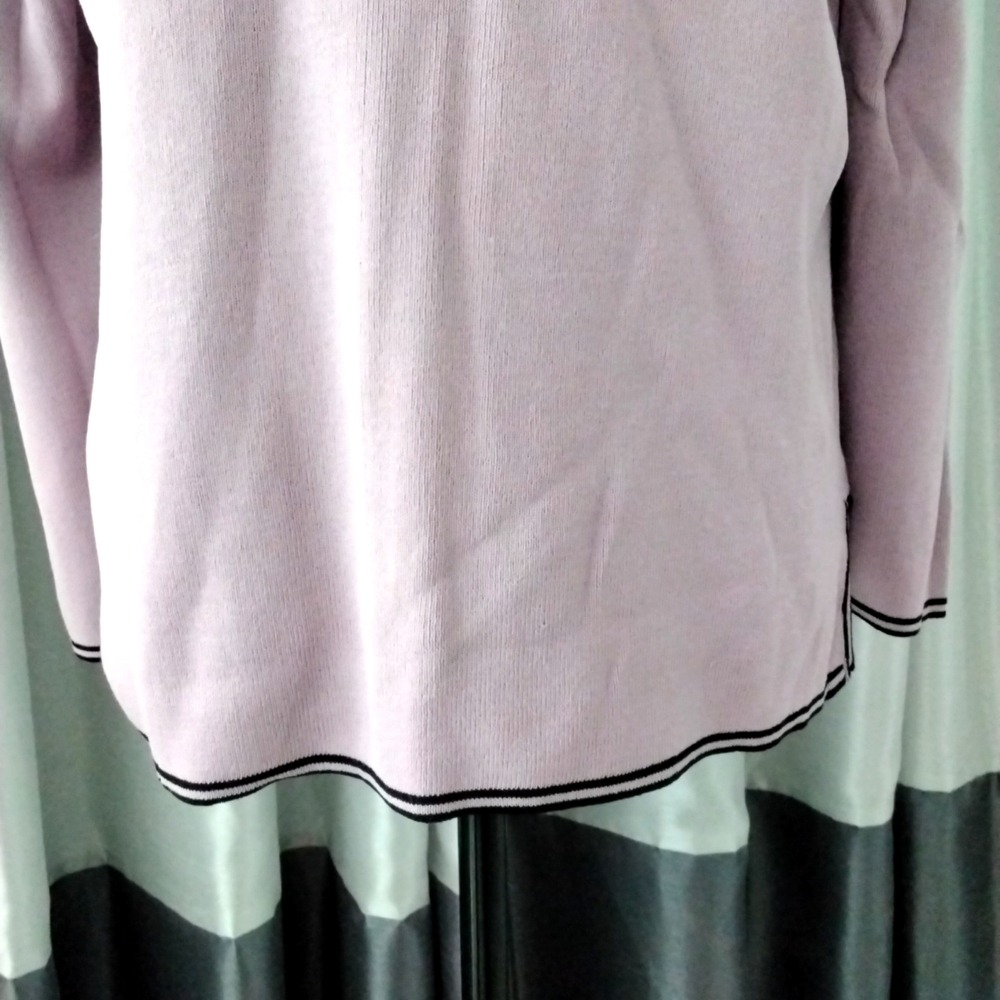 Vintage mauve sweater with mandarin collar and flower motif - Picture 5 of 10